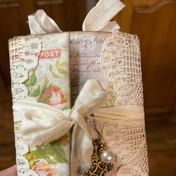 SOLD Mini Wallet journal SOLD - Picture 2 of 15